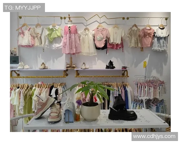 童装时尚潮流趋势解析:舒适与个性并重,如何为孩子挑选合适的穿搭风格 童装时尚潮流趋势解析:舒适与个性并重,如何为孩子挑选合适的穿搭风格